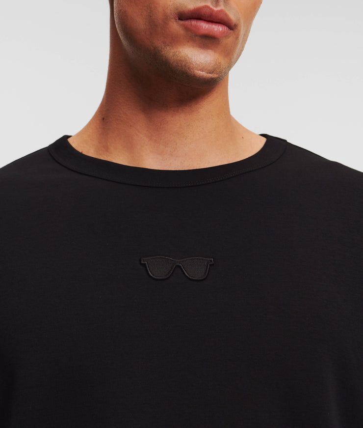 OVERSIZED SUNGLASSES T-SHIRT